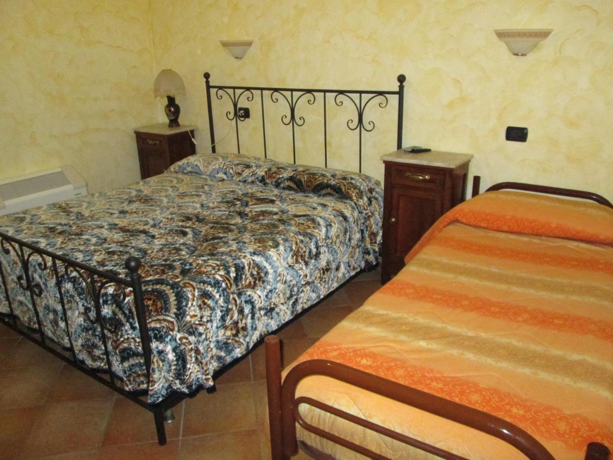 Agriturismo Il Vecchio Carro Campli Exterior foto